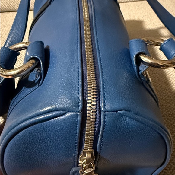 MCM Papillion Shoulder Bag - Picture 5 of 16